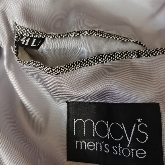 100% Silk Macy's Blazer - Picture 4 of 4